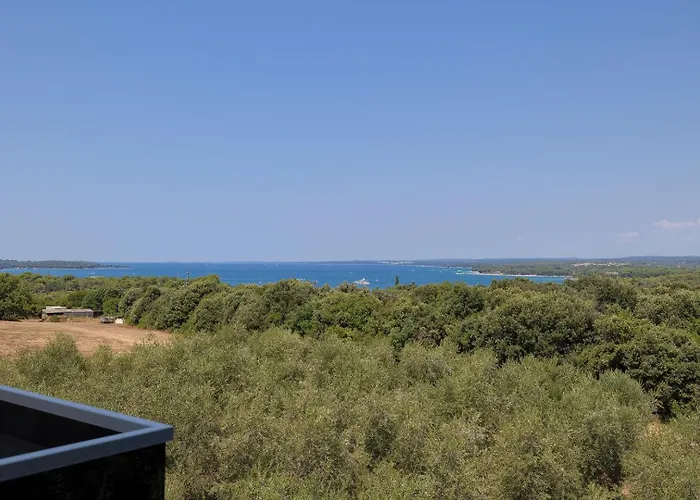 Вилла Loreta With Sea View