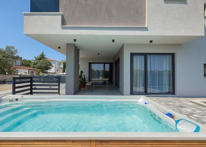 Loreta With Sea View * Pula